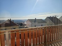 Eladó családi ház, Pécsett 199 M Ft, 5 szobás