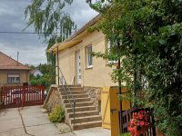 Eladó családi ház