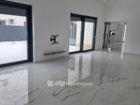 Eladó családi ház, Vecsésen 219.9 M Ft, 6 szobás