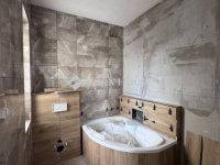 Eladó ikerház, Vecsésen 120 M Ft, 4 szobás