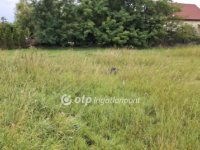 Eladó telek