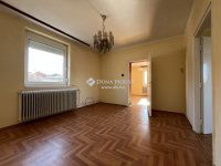 Eladó téglalakás, Veszprémben 65 M Ft, 2+1 szobás