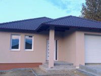 Eladó családi ház, Pécelen 149.9 M Ft, 5 szobás