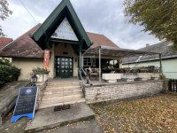 Eladó üzlethelyiség