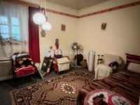 Eladó családi ház, Farmoson 32 M Ft, 3 szobás