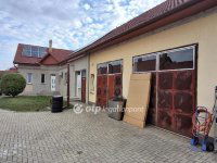 Eladó családi ház, Hajdúböszörményen 98 M Ft, 4 szobás