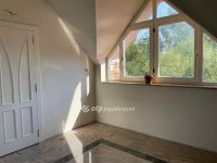 Eladó családi ház, Kiskunlacházán 450 M Ft, 5+1 szobás