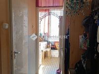 Eladó panellakás, Szegeden 44.9 M Ft, 2 szobás