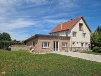 Eladó családi ház, Szilvásváradon 120 M Ft, 8 szobás