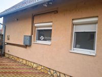 Eladó családi ház, Siófokon 92.99 M Ft, 3 szobás