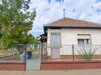 Eladó családi ház, Tápiószecsőn 49.9 M Ft, 3 szobás