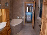 Eladó családi ház, Visegrádon 562.5 M Ft, 4 szobás