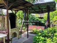 Eladó családi ház, XVII. kerületben 119.9 M Ft, 8 szobás