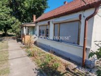 Eladó családi ház, Farmoson 32 M Ft, 3 szobás
