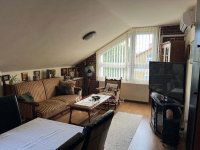 Eladó téglalakás, Pécsett 54.9 M Ft, 3 szobás