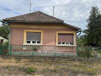 Eladó családi ház, Tiszaigaron 15 M Ft, 3 szobás
