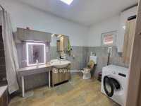 Eladó családi ház, Vecsésen 88 M Ft, 3 szobás