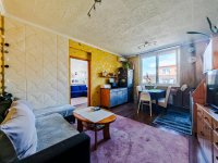 Eladó téglalakás, Tatabányán 50 M Ft, 3 szobás