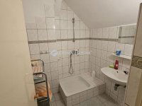 Eladó családi ház, Székesfehérvárott 135 M Ft, 5 szobás