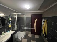 Eladó családi ház, Halásztelken 169.9 M Ft, 7 szobás