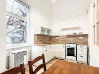 Eladó téglalakás, Győrött 73.9 M Ft, 2 szobás