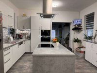 Eladó családi ház, Erdőkertesen 140 M Ft, 4 szobás