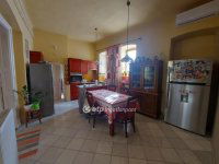 Eladó téglalakás, Pécsett 91 M Ft, 2+1 szobás