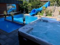 Eladó családi ház, Vecsésen 245 M Ft, 5 szobás