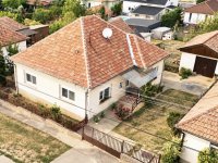 Eladó családi ház, Vácdukán 89 M Ft, 3 szobás