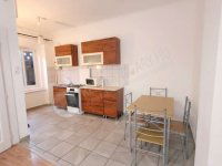 Kiadó családi ház, albérlet, XIX. kerületben, Határ úton