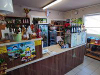 Eladó üzlethelyiség