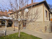 Eladó családi ház, Bogádon 64.99 M Ft, 4 szobás