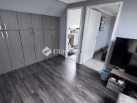 Eladó családi ház, Gyálon 200 M Ft, 8 szobás