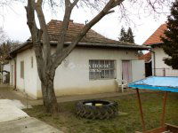 Eladó családi ház, Velencén 39.9 M Ft, 2 szobás