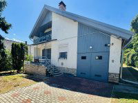 Eladó családi ház