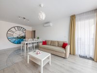 Eladó téglalakás, Siófokon, Fő utcában 83 M Ft, 3 szobás