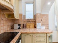 Eladó téglalakás, V. kerületben 109 M Ft, 3 szobás