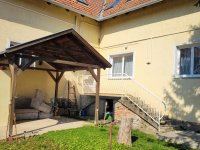 Eladó családi ház, Kisnémediben 60 M Ft, 4 szobás