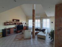 Eladó családi ház, XVII. kerületben 249 M Ft, 9 szobás