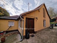 Eladó családi ház, Törökbálinton 89.69 M Ft, 3+1 szobás