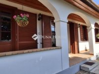 Eladó családi ház, Kisorosziban 272 M Ft, 5 szobás