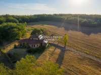 Eladó családi ház, Erdőkertesen 325 M Ft, 5 szobás