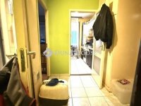 Eladó panellakás, Pécsett 35.9 M Ft, 2 szobás