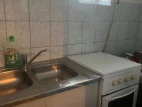 Eladó családi ház, Ajkán 31 M Ft, 1+1 szobás