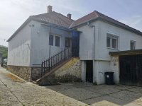 Eladó családi ház, Győrújbaráton 59.9 M Ft
