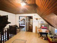 Eladó családi ház, Balatoncsicsón 85 M Ft, 8 szobás