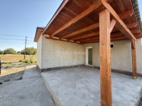 Eladó családi ház, Törtelen 34.9 M Ft, 3 szobás