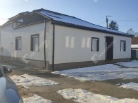 Eladó családi ház, Tatán 750 M Ft, 25 szobás