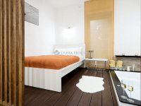 Eladó téglalakás, V. kerületben 117.36 M Ft, 1 szobás