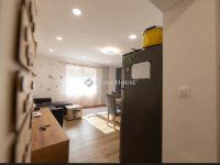 Eladó családi ház, Pécsett 96.5 M Ft, 3 szobás